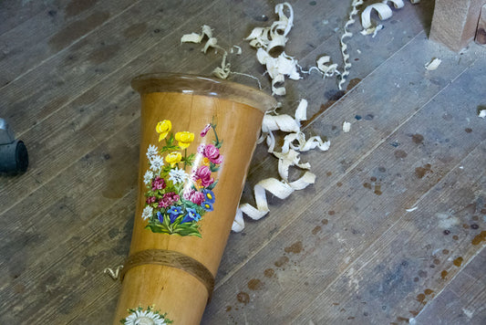 Traditioneller Alphornbau am Thunersee