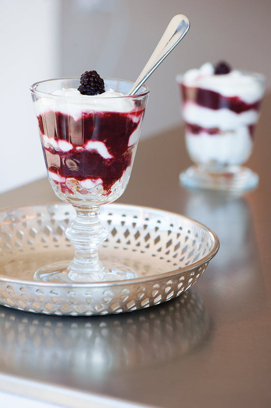 Blackberry-­Fool – Brombeer-­Narr