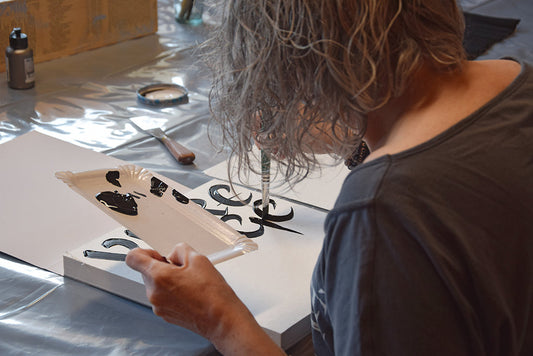 Kalligrafie trifft auf Kunst