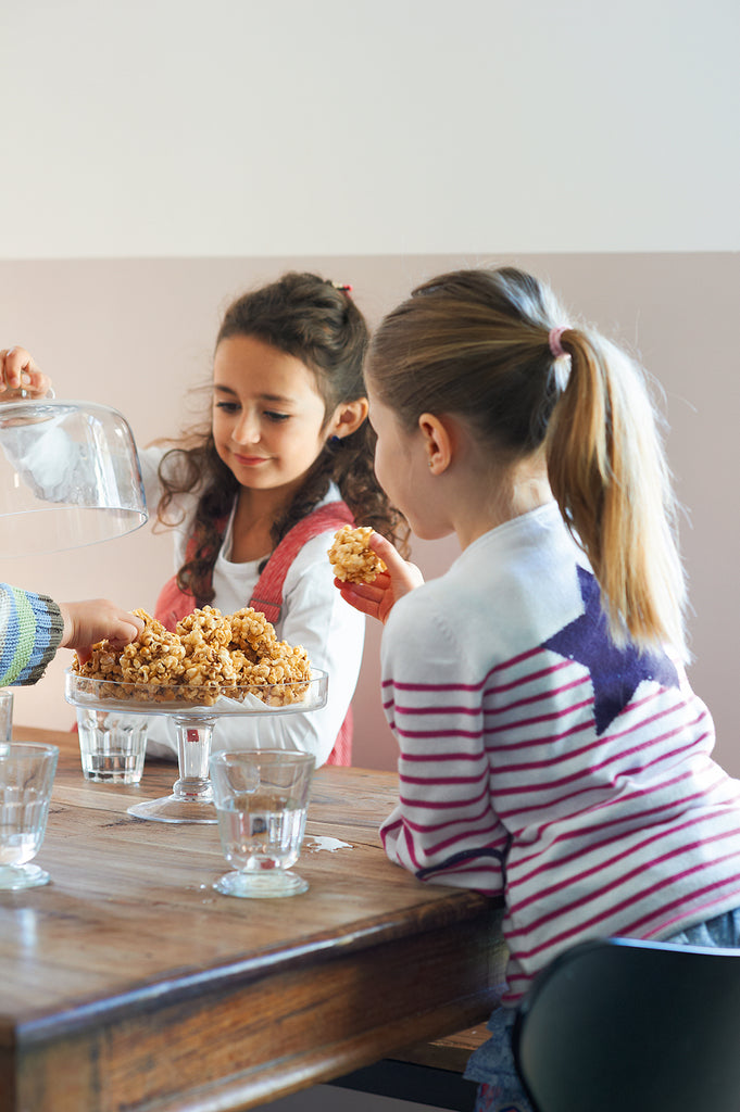 Honig-Popcorn-Kugeln